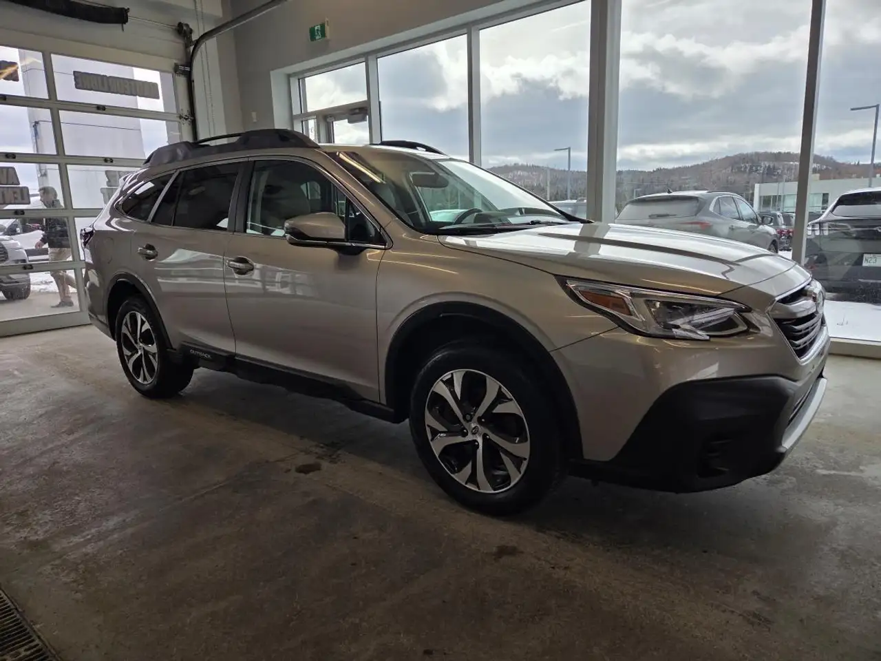 Subaru OUTBACK снимка Subaru OUTBACK