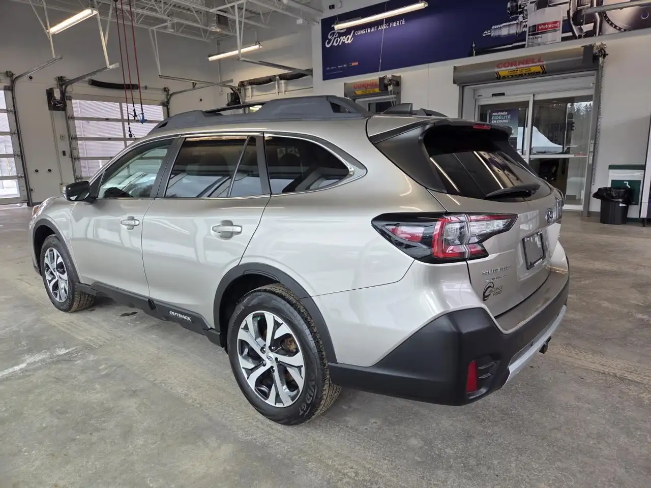Subaru OUTBACK снимка Subaru OUTBACK