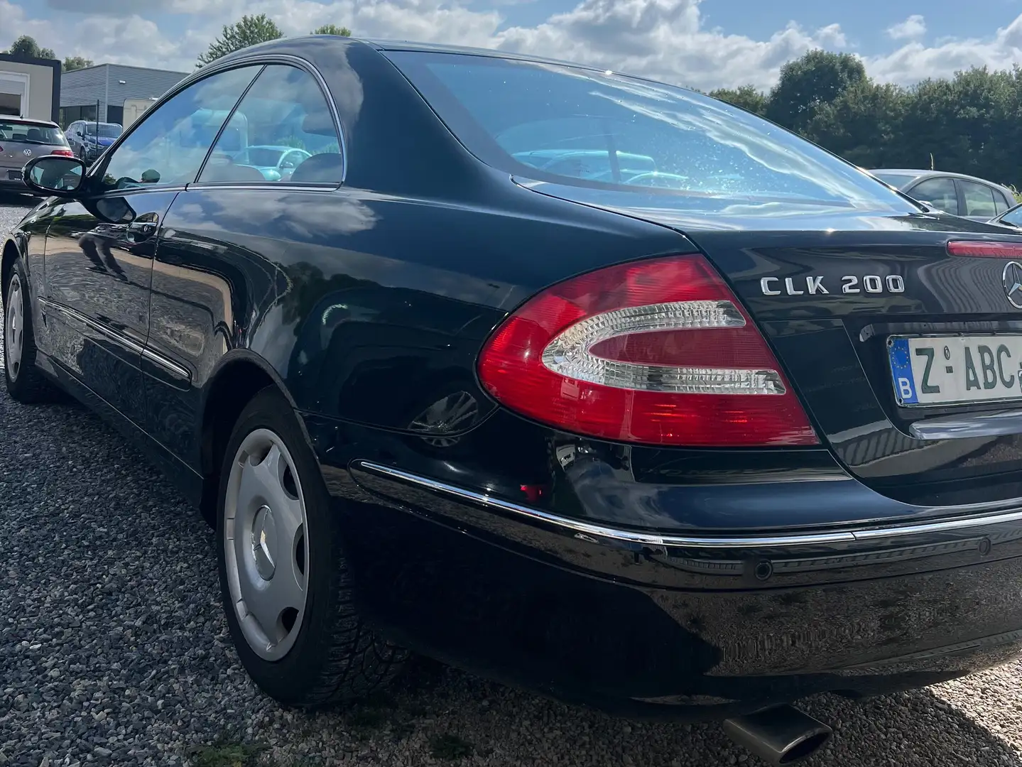 Mercedes-Benz CLK 200 Coupe Kompressor Avantgarde Zwart - 2