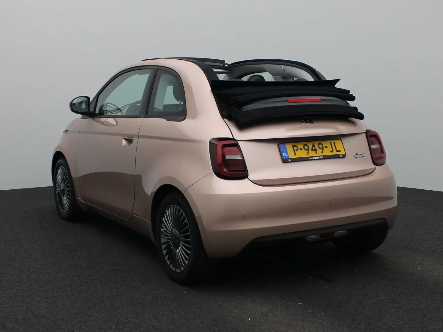 Fiat 500e C Icon 42 kWh | NAVIGATIE | CRUISE CONTROL | CLIMA Rood - 2