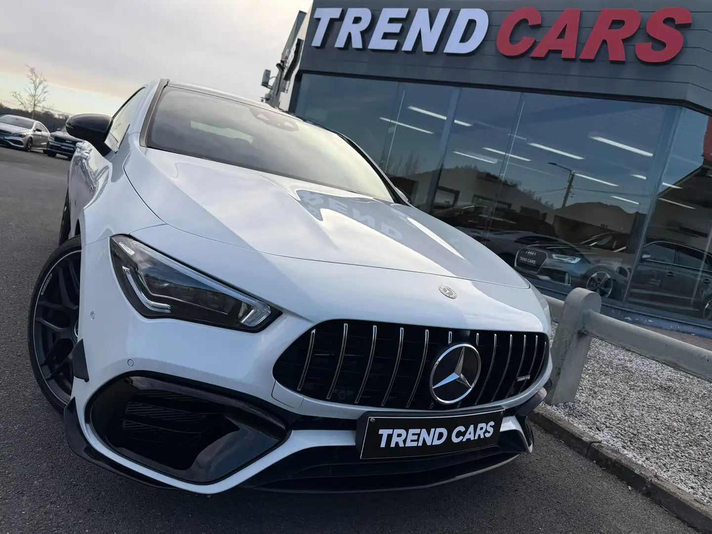 Mercedes-Benz CLA 45 AMG S 4-MATIC+ PACK AERO LED AMBI PANO CARPL CAM GA1 Blanc - 1