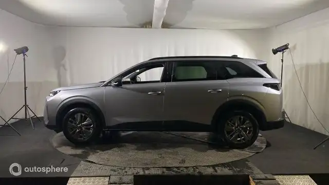 Peugeot 5008 view 8