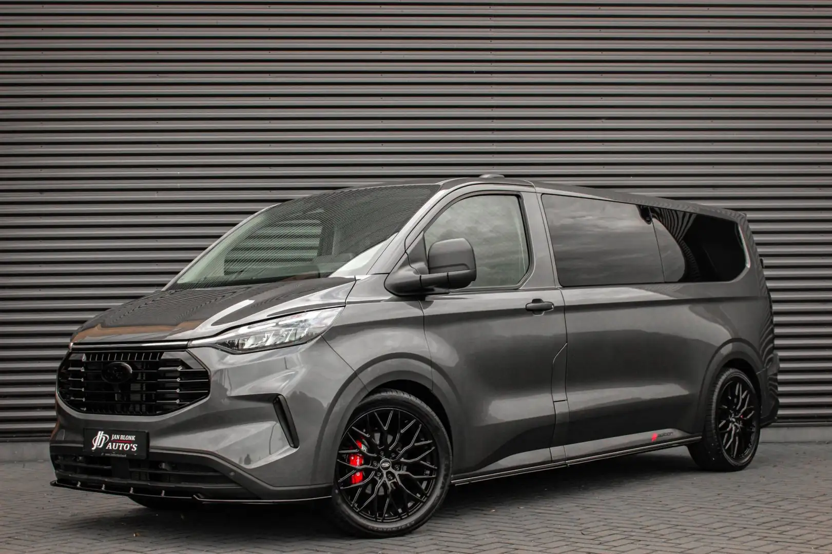 Ford Transit Custom 2.0 TDCI L2H1 136PK DC / DUBBEL CABINE / JB- EDITI Grijs - 1