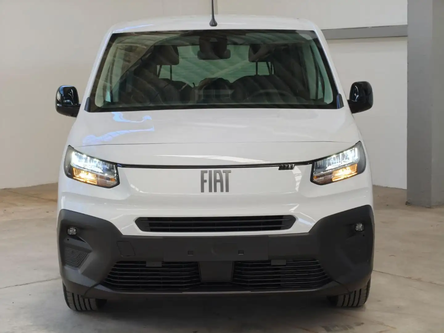 Fiat Doblo Doblò 1.5 BlueHdi 130 CV AT8 PL Maxi Weiß - 2