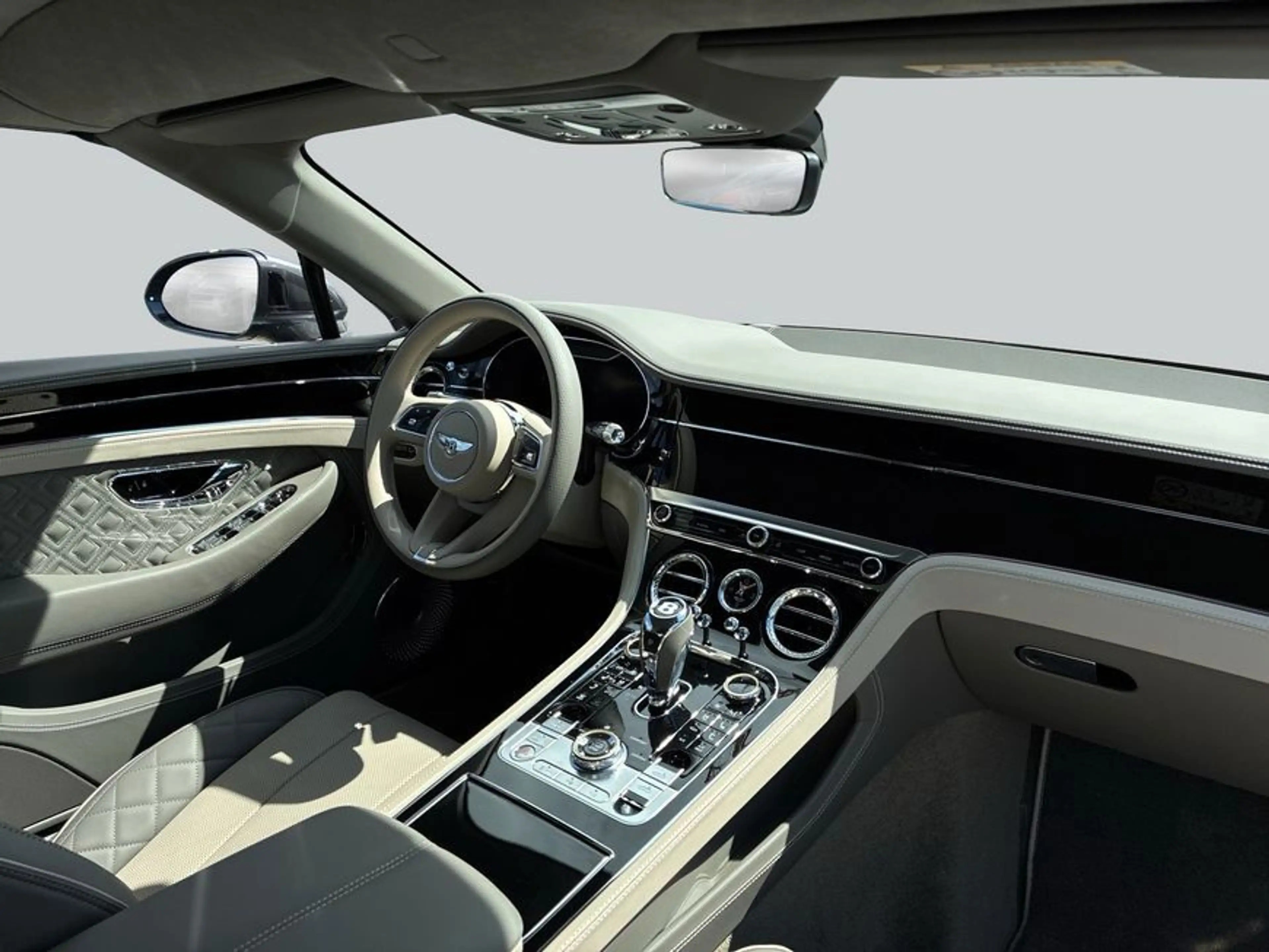 Bentley Continental GT New Continental GT Convertible V8 Azure 404 kW, — photo 2