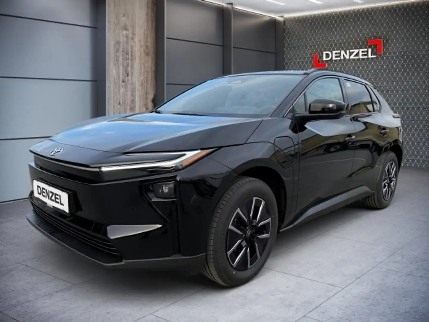 Toyota bZ4X 4WD Active Drive 516KM WLTP Reichweite Schwarz - 1