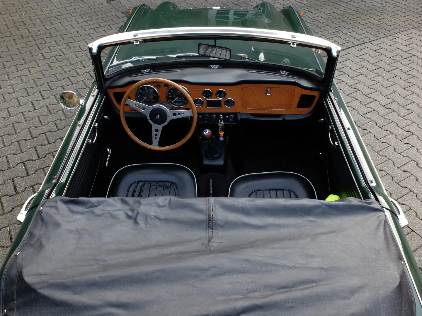 Triumph TR4 Verde - 2