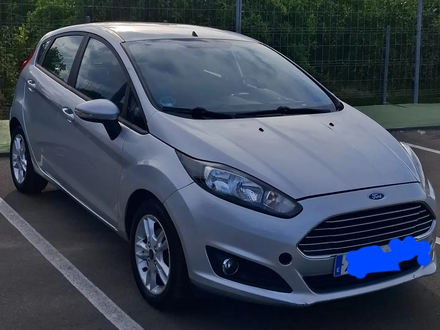Ford Fiesta Fiesta 1.25 Titanium 82 Titanium Plateado - 1
