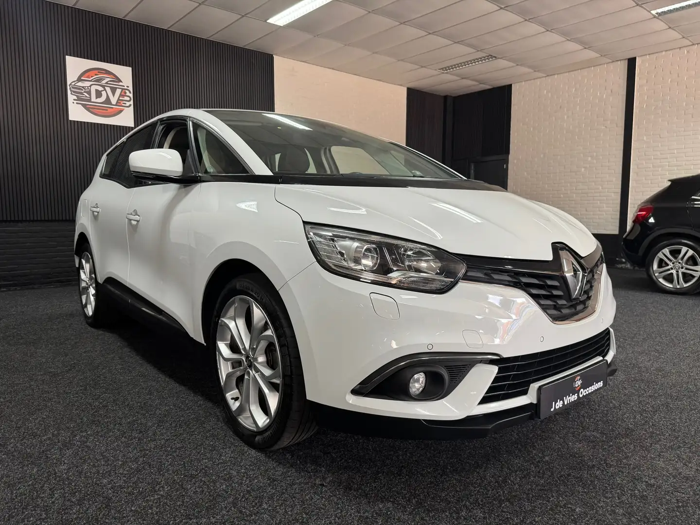 Renault Scenic 1.3 TCe Limited, 7 ZITS, AUTOMAAT, NAV, STL VERW, Wit - 2