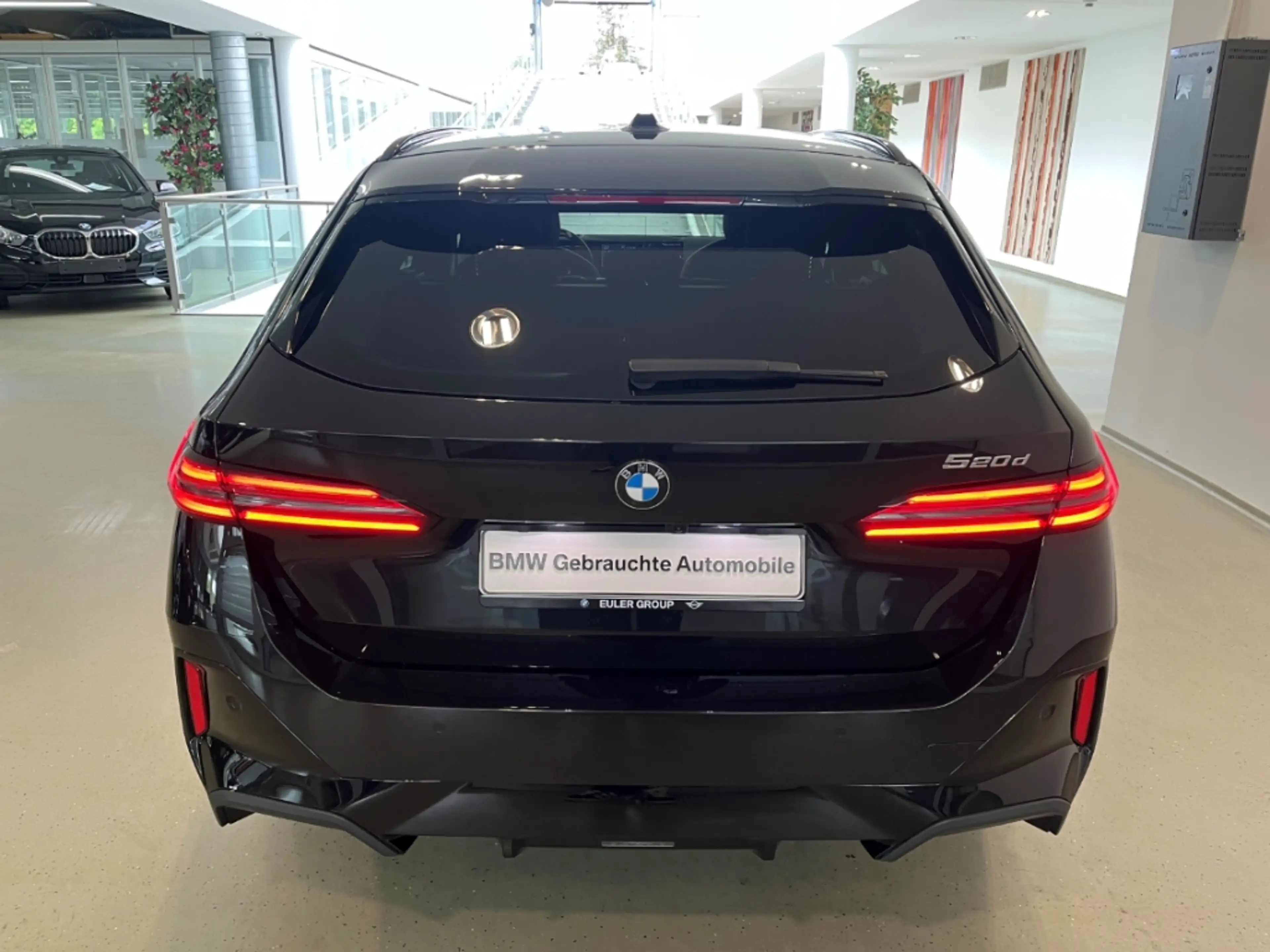BMW 520 d Touring M SportPro 21'' Klimasitze  B&W Travel+C — photo 4