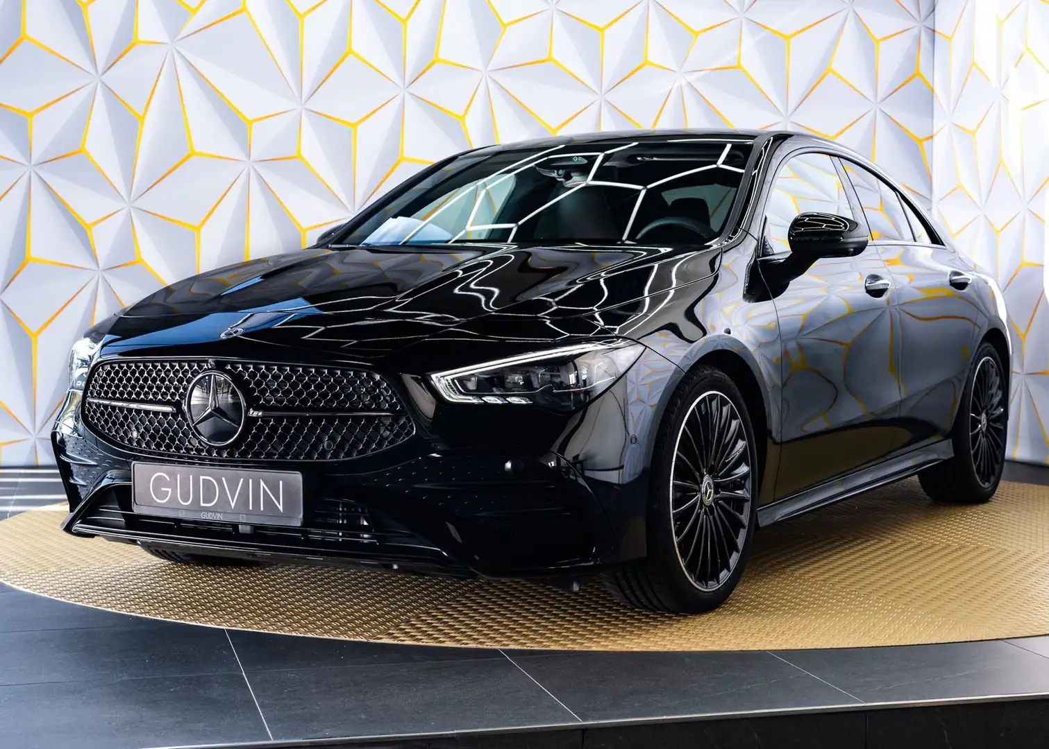 Mercedes-Benz CLA 200 /360 Camera/AMG/NightPaket/Klima/STOCK Siyah - 2