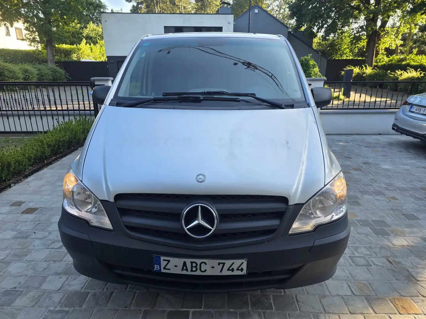 Mercedes-Benz Vito 3.0 CDI V6 Nouveau Moteur et turbo 20000km facture Gris - 2