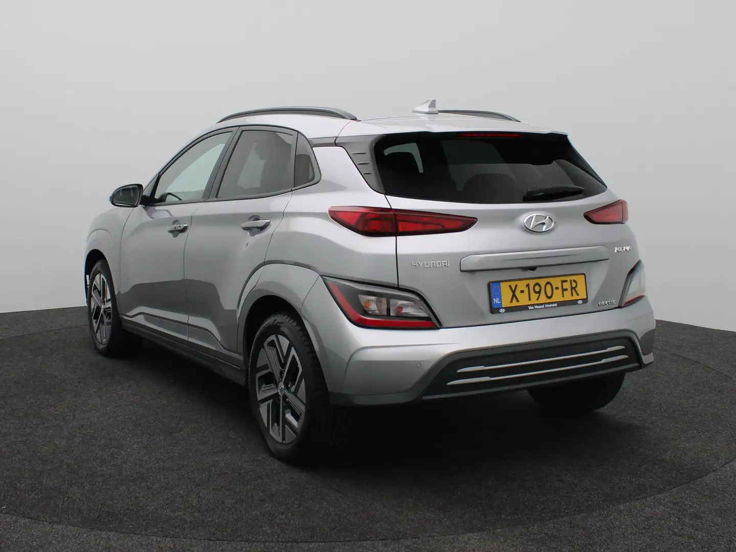 Hyundai KONA EV Pure 64 kWh | Apple Carplay/Android | Cruise Co Grijs - 2