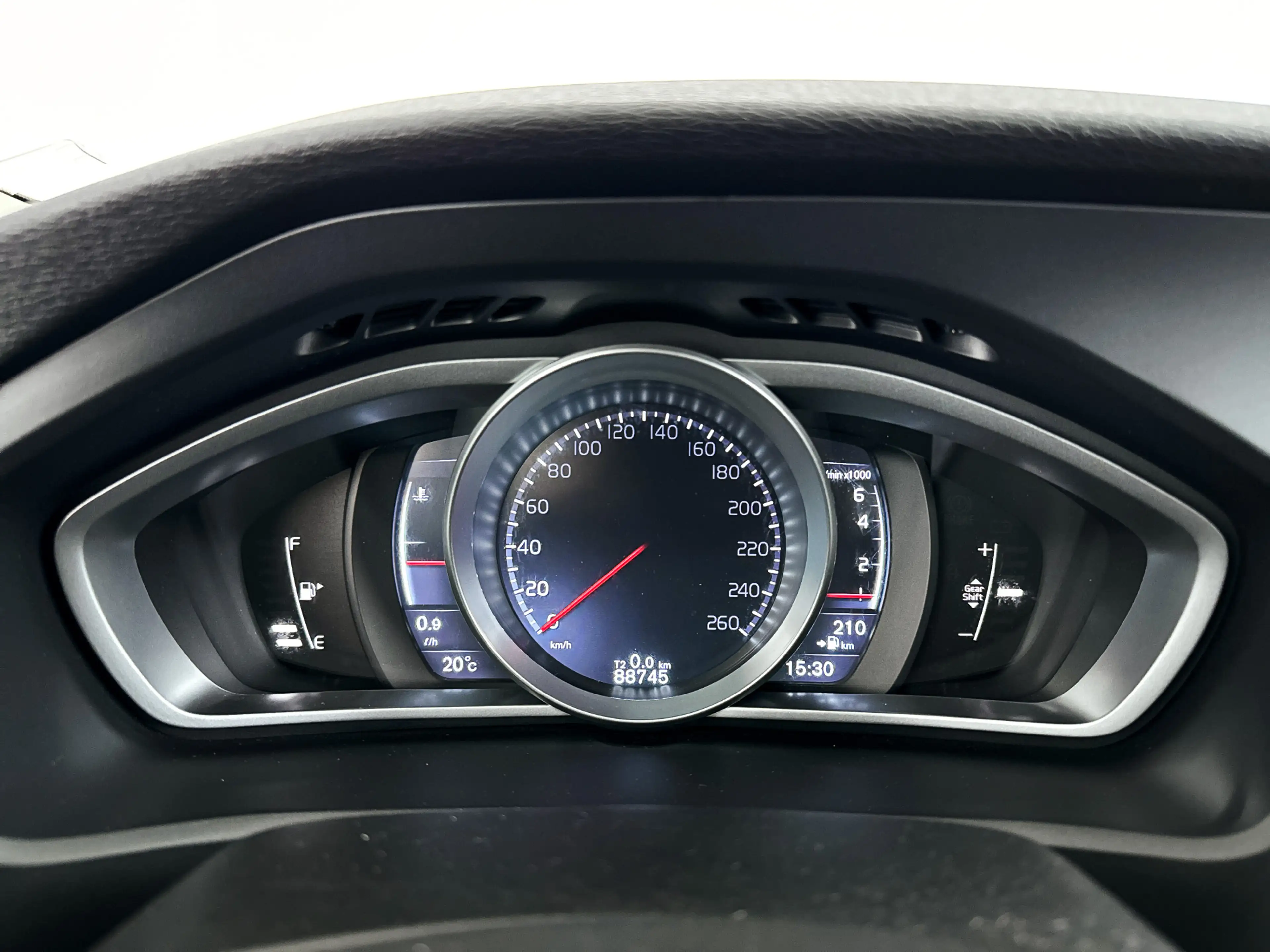 Volvo V40 2.0 T2 Nordic | Park assist | Airco | Cruise contr — photo 14