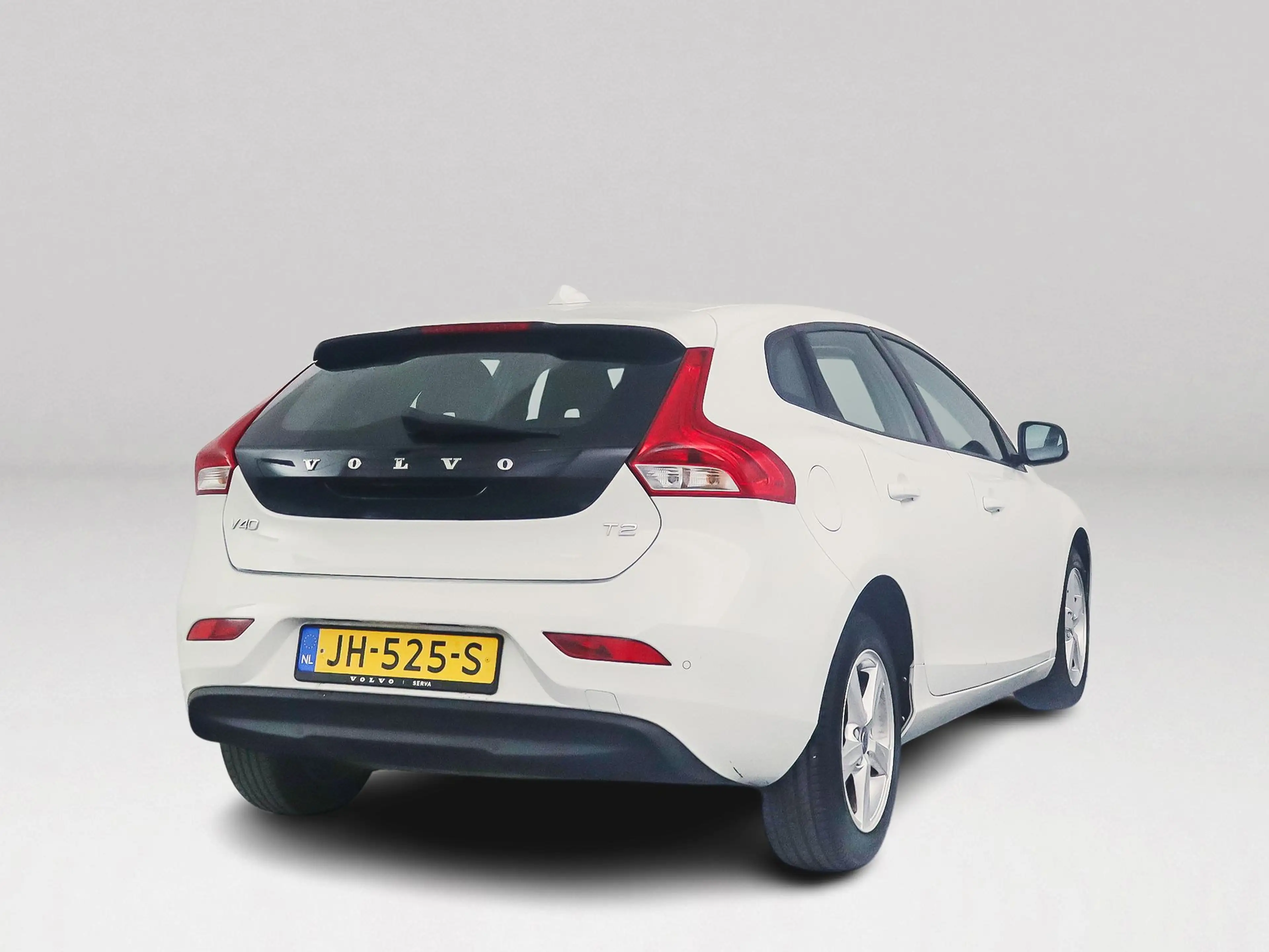 Volvo V40 2.0 T2 Nordic | Park assist | Airco | Cruise contr — photo 2