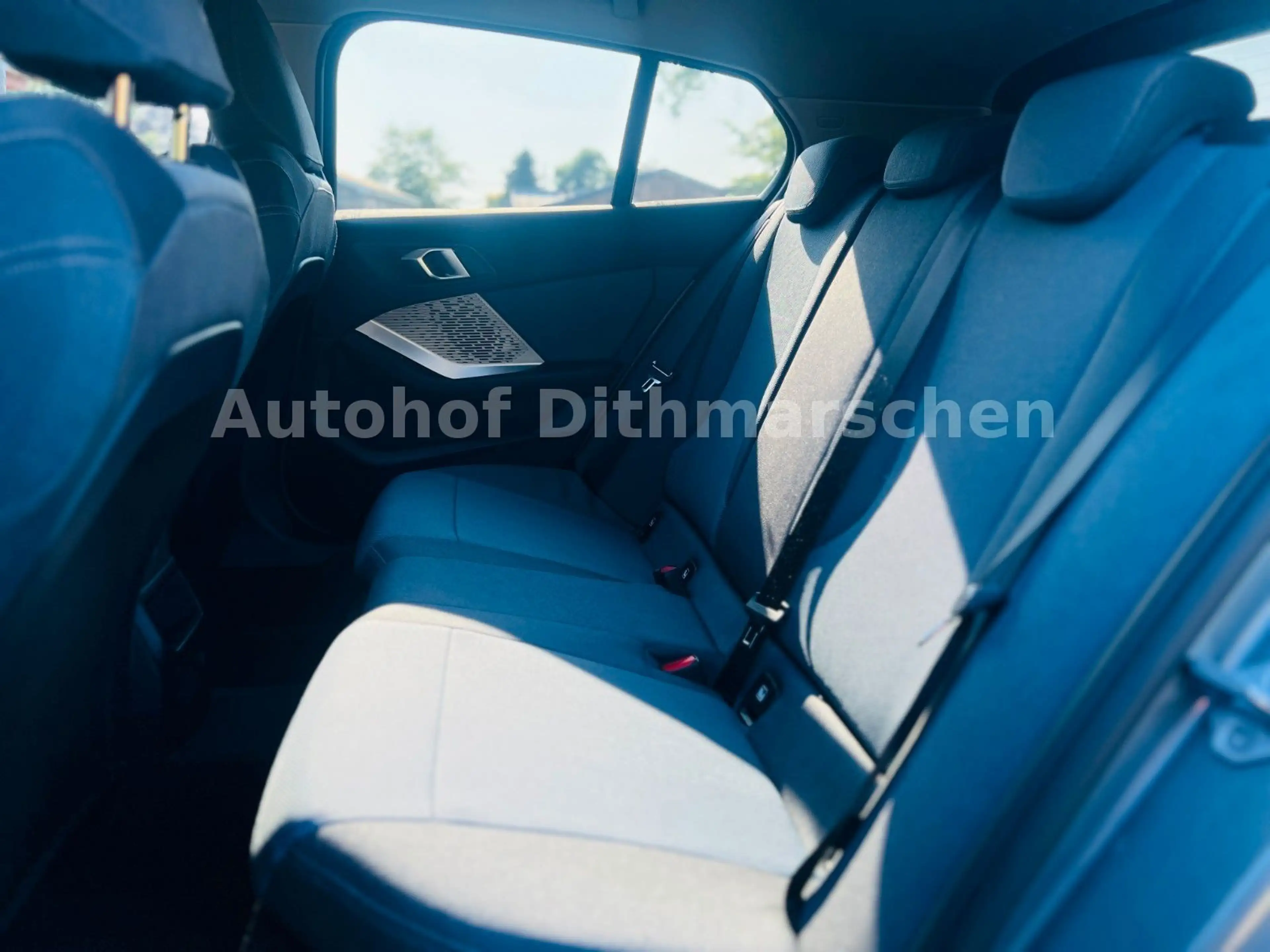 BMW 120 Limo/Mild-Hybr./Klima/Tempo/PDC/Kamera/Autom — photo 15