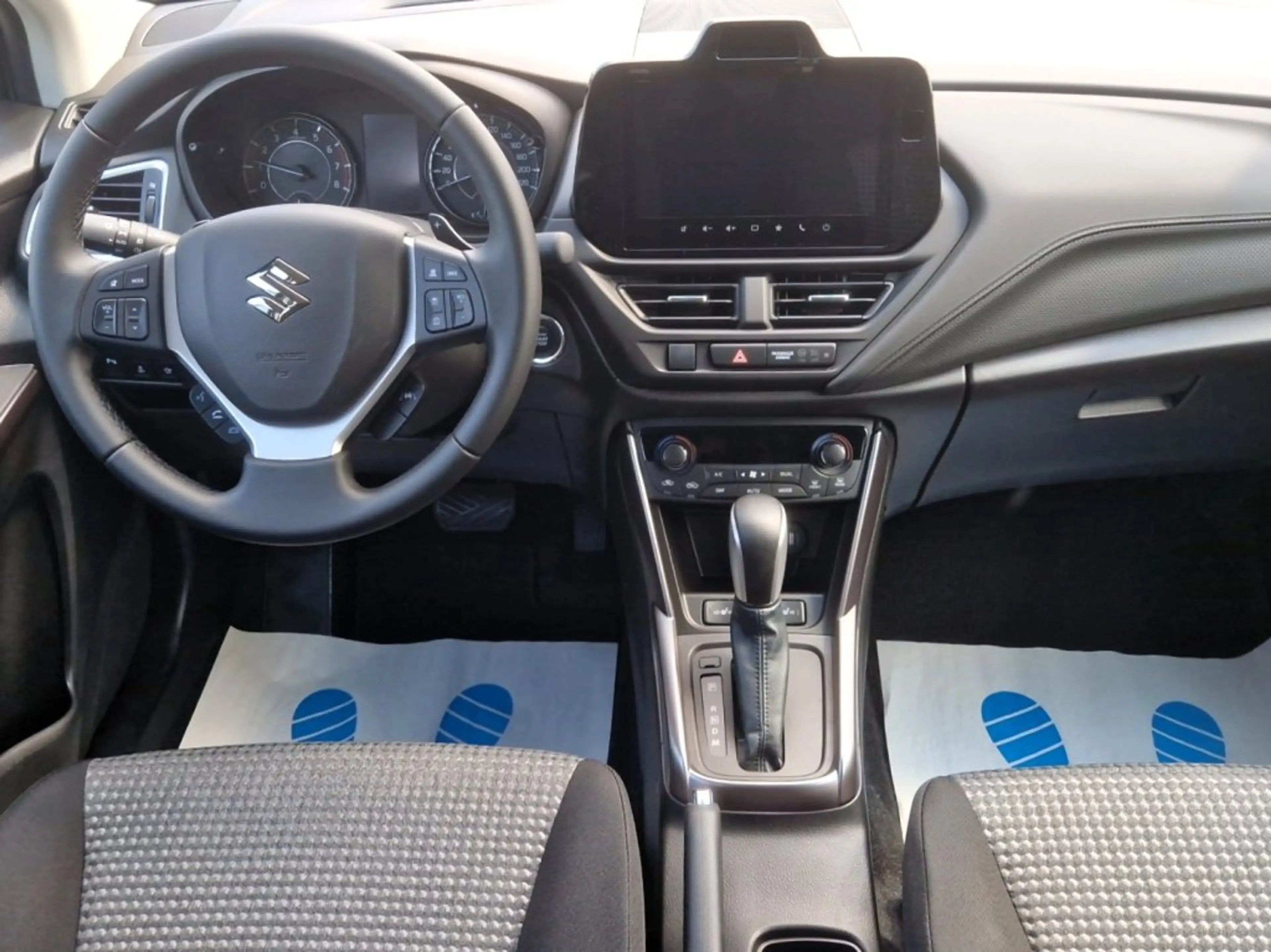 Suzuki Across S-CROSS 1.4 HYBRID 6AT shine — photo 12