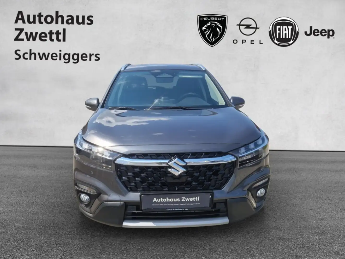Suzuki Across S-CROSS 1.4 HYBRID 6AT shine Silber - 2