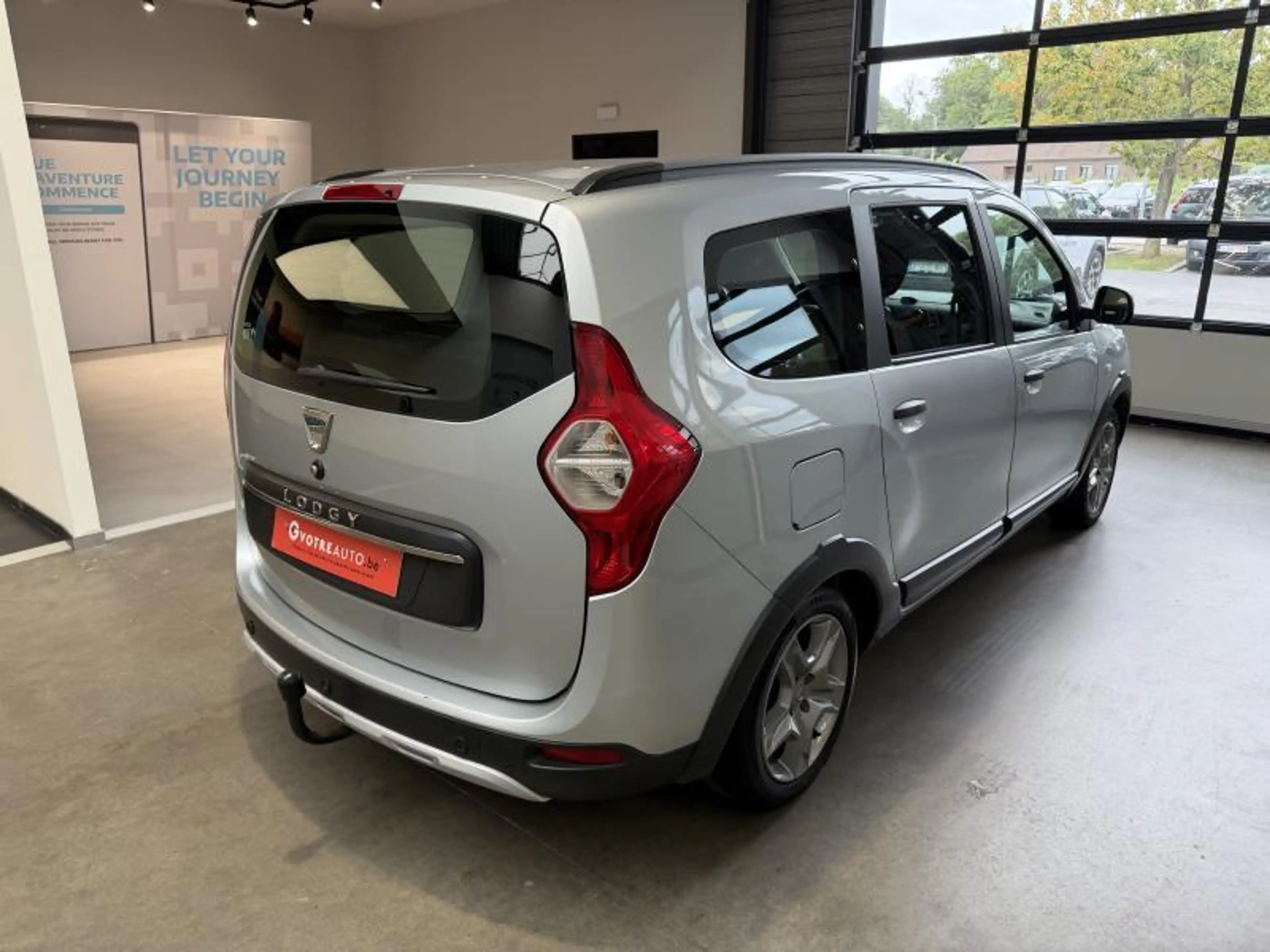 Dacia Lodgy STEPWAY TCE 130 7PL. — photo 7