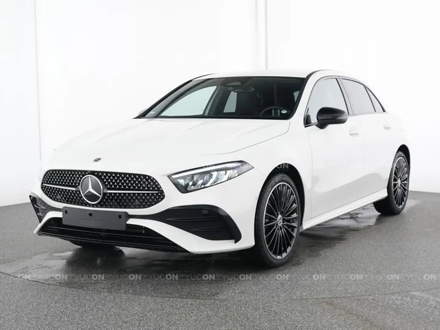 Mercedes-Benz A 250 e AMG LINE NIGHT PAKET 19 ZOLL LM Weiß - 2