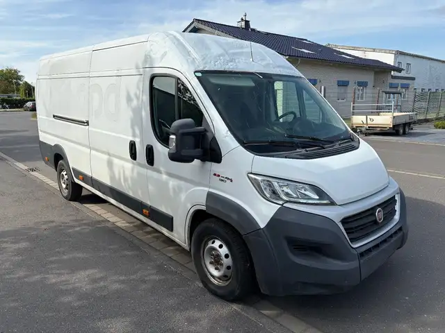 Fiat Ducato view 2