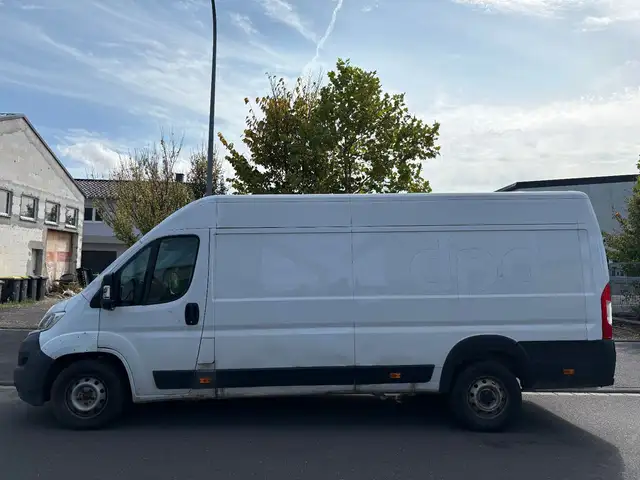 Fiat Ducato view 4