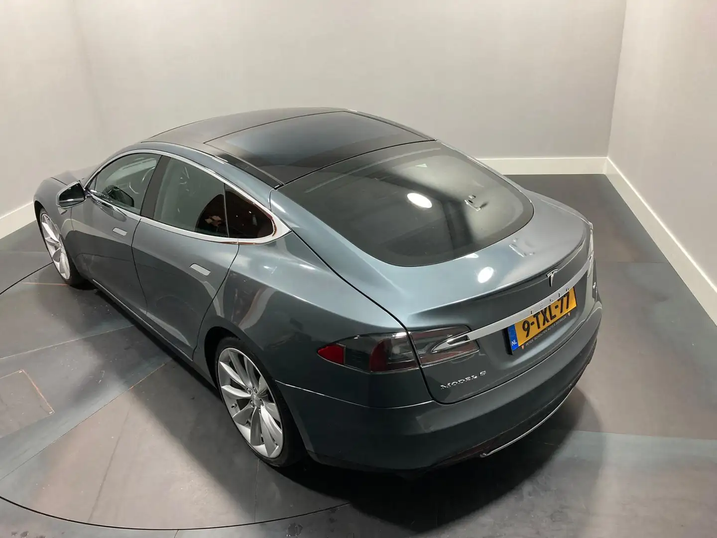Tesla Model S 85 Free Supercharging | Leder | Pano | 21"LMV | Ma Grijs - 2