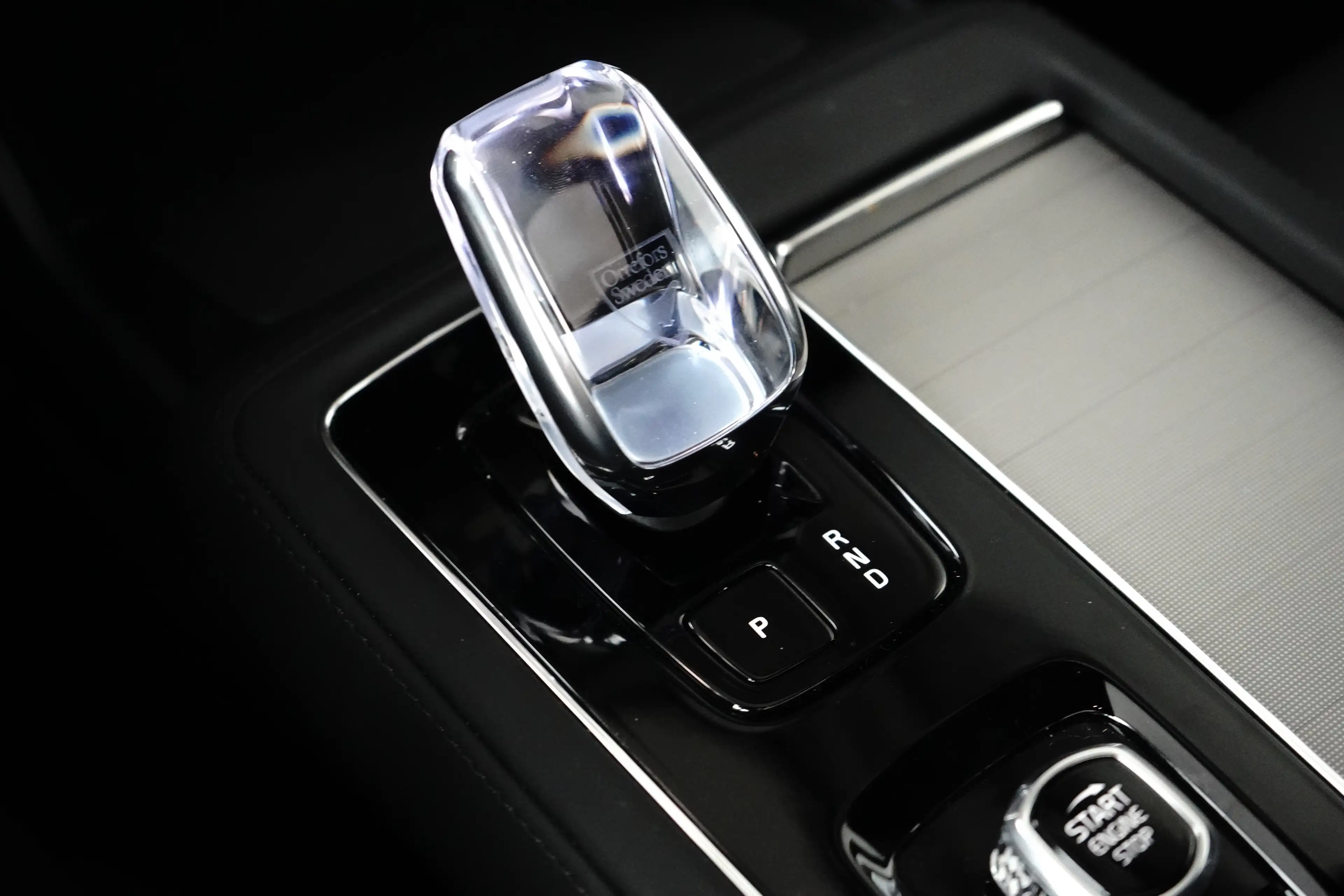 Volvo XC90 2.0 T8 Plug-in hybrid AWD Ultra Black Edition | Lu — photo 29