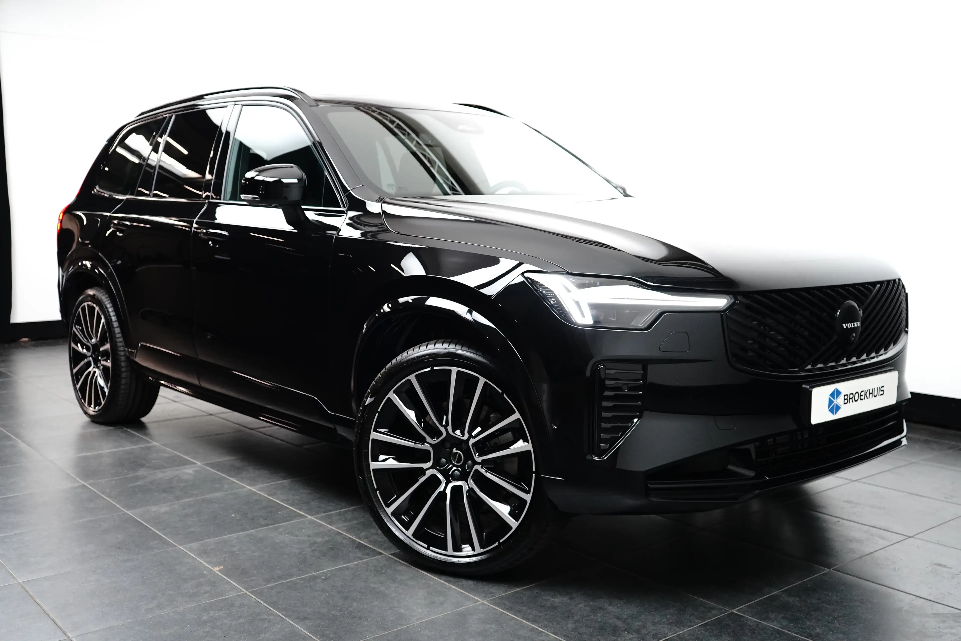 Volvo XC90 2.0 T8 Plug-in hybrid AWD Ultra Black Edition | Lu — photo 10