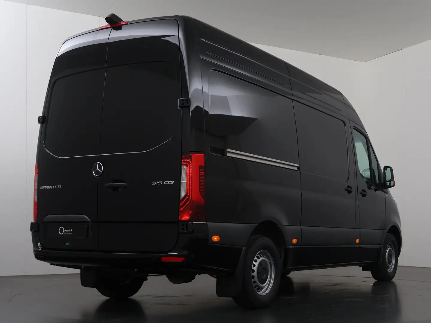 Mercedes-Benz Sprinter 319 L2H2 RWD SELECT | BPM VRIJ | LED | DISTRONIC | Noir - 2