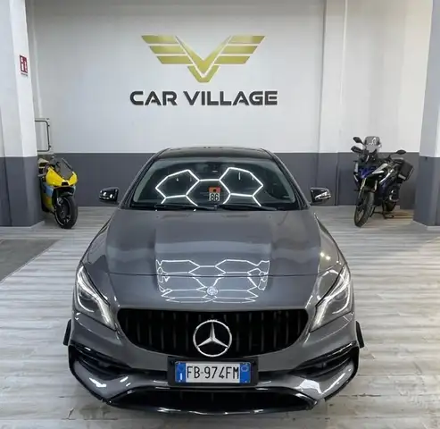 Mercedes-Benz CLA 200 CLA 200 CDI Automatic Premium