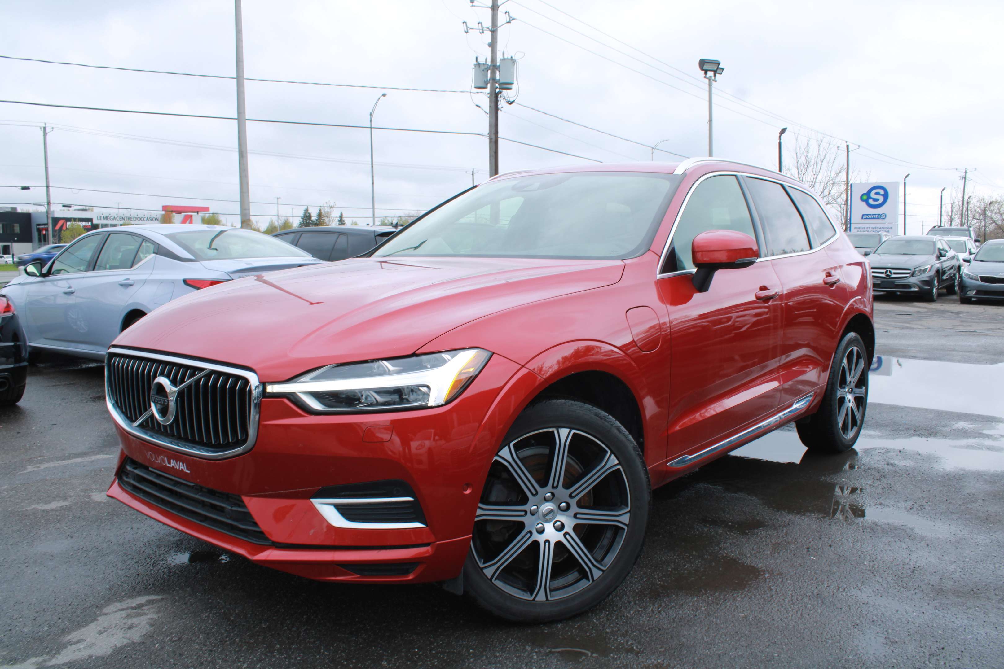 2018 Volvo XC60 T8 eAWD Plug-In Hybrid Inscription, MAGS, A/C,CUIR