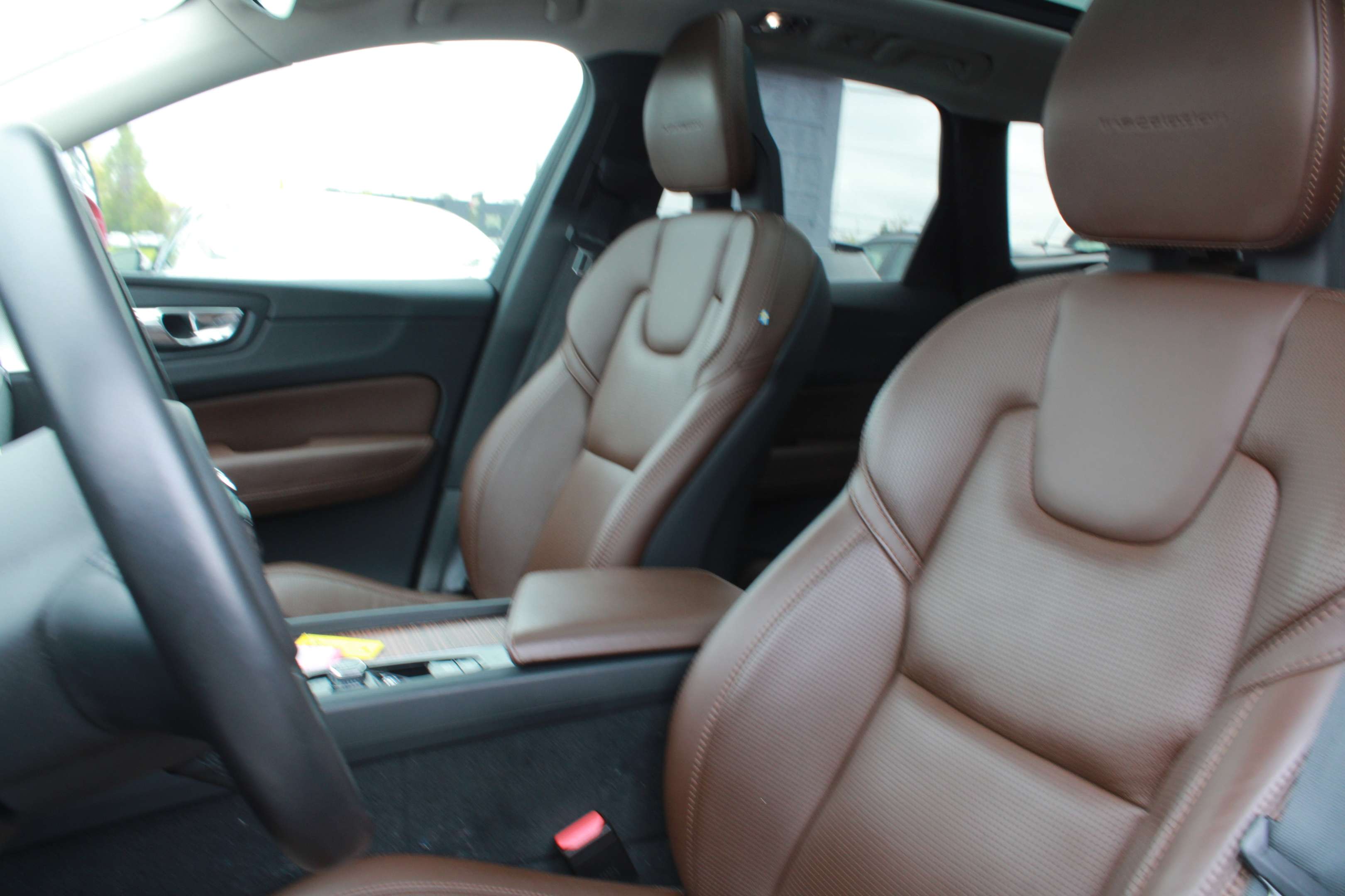 2018 Volvo XC60 T8 eAWD Plug-In Hybrid Inscription, MAGS, A/C,CUIR thumb 29