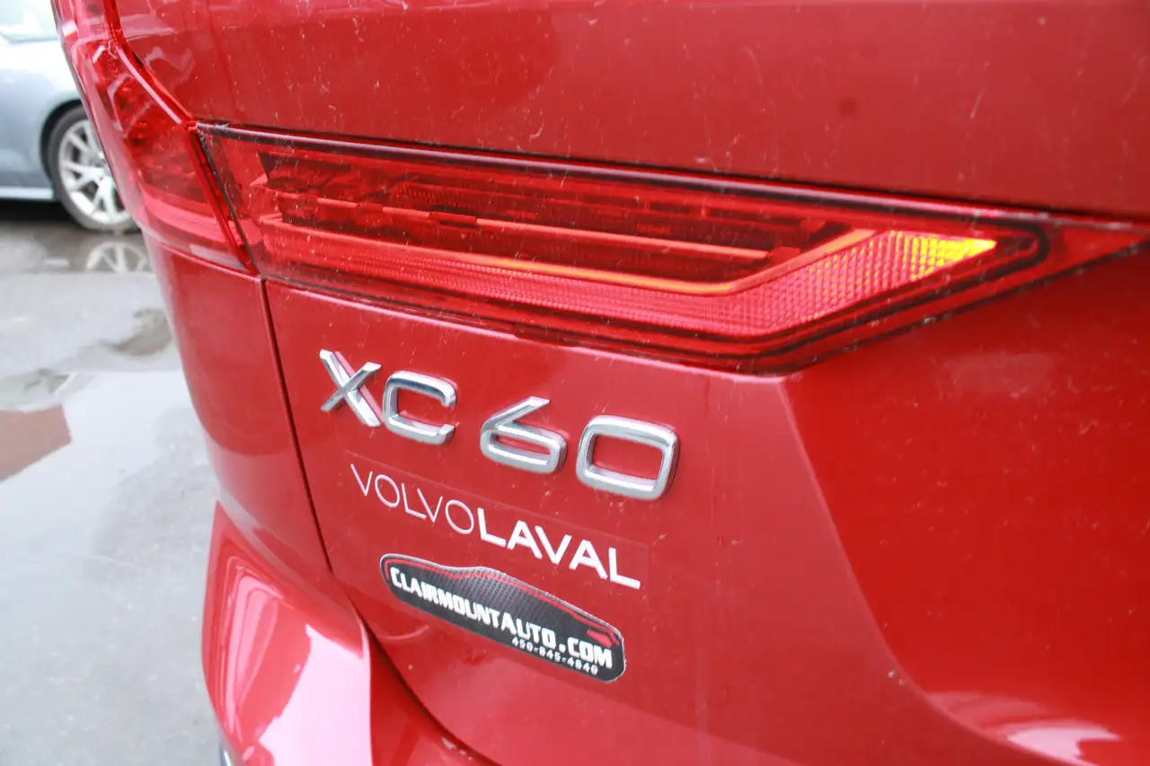 Volvo XC60 снимка Volvo XC60
