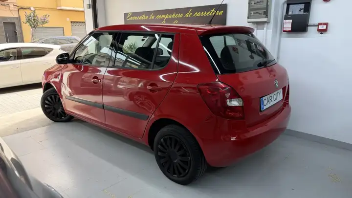 Škoda Fabia 1.2 Young 2010, foto 7