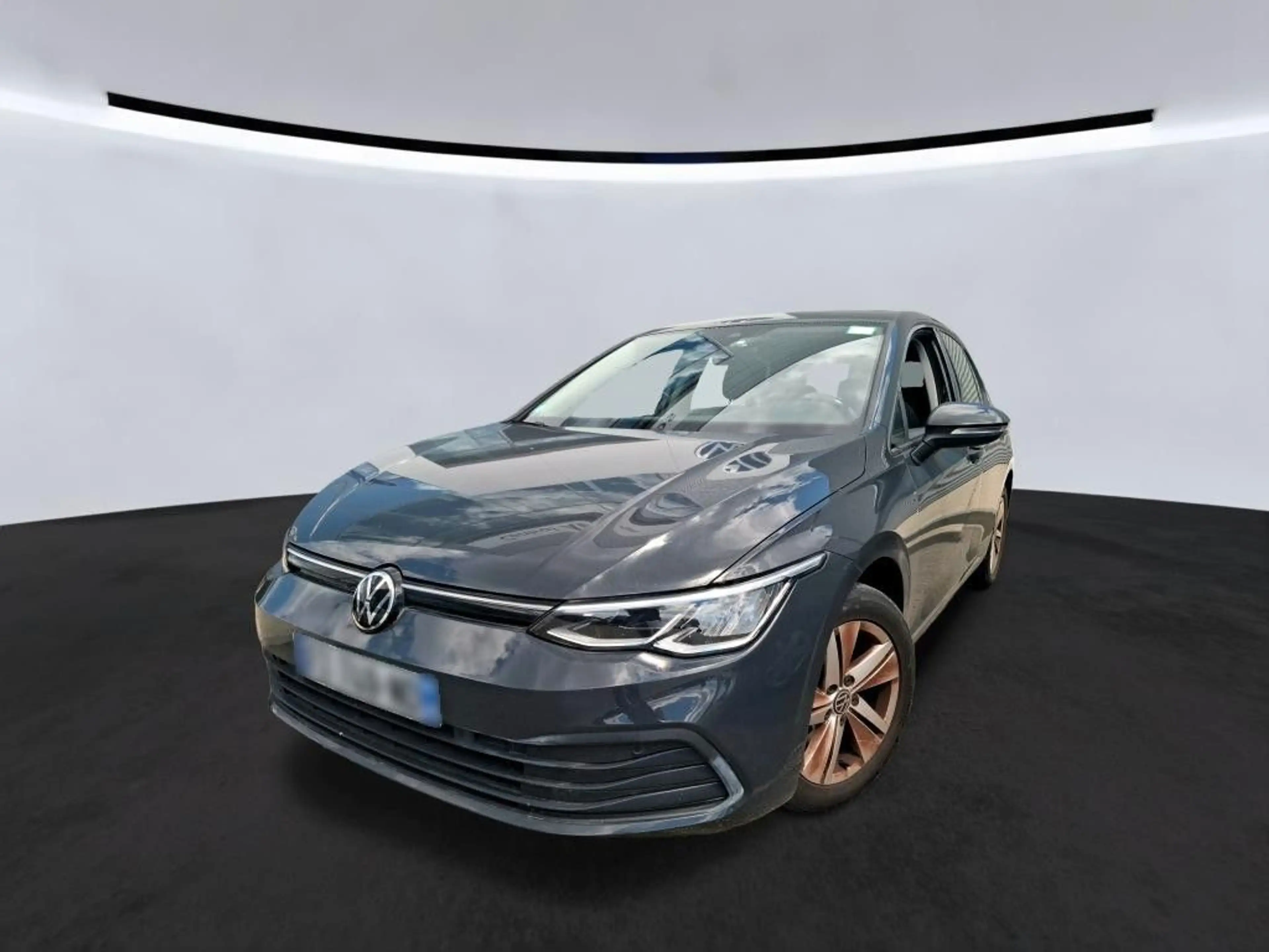 Volkswagen Golf VIII Lim. Life — photo 2