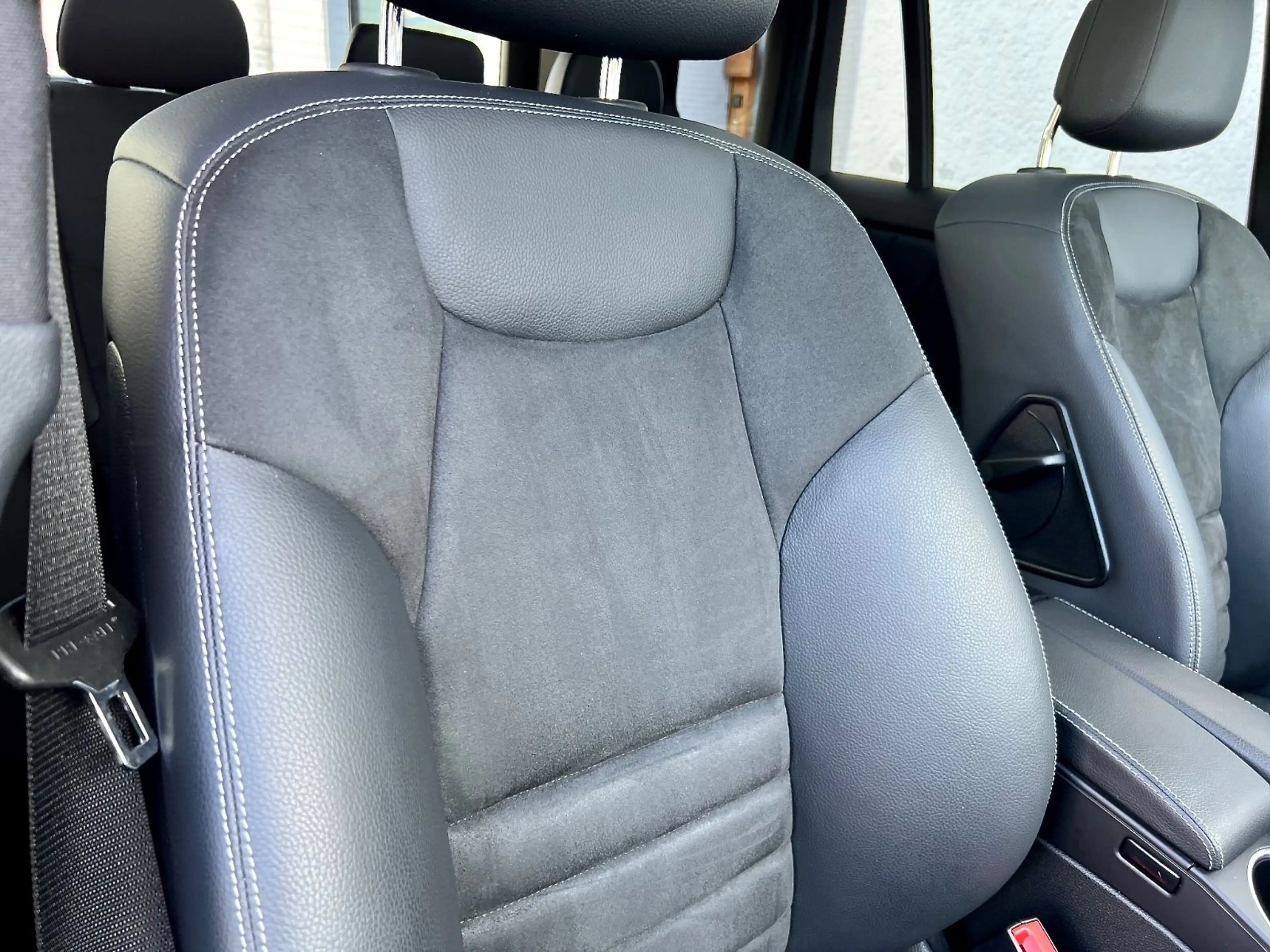 Mercedes-Benz GLK 220 CDI 4M*7G-Tr*LEDER*NAVI*PANORAMA*AHK* — photo 14