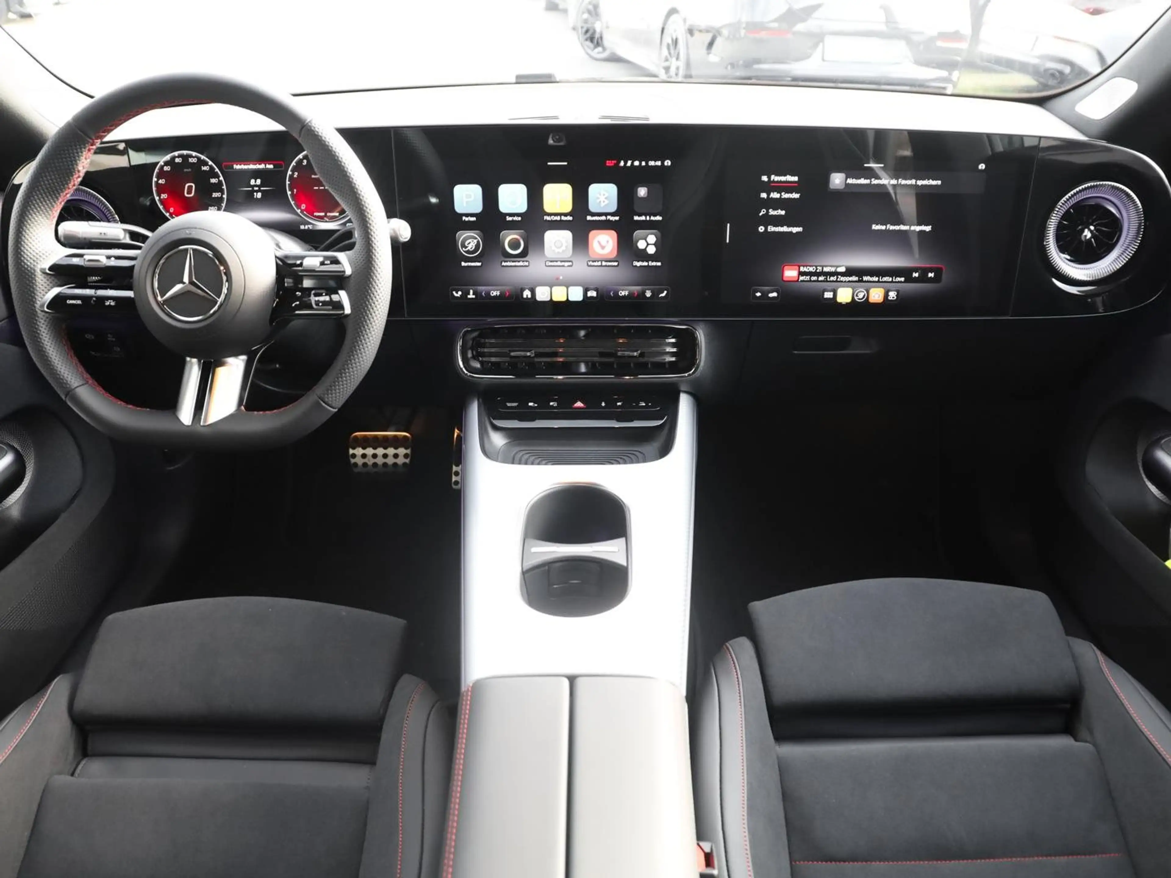 Mercedes-Benz CLA 200 AMG Night Panorama Multibeam Pano 360°-K — photo 8