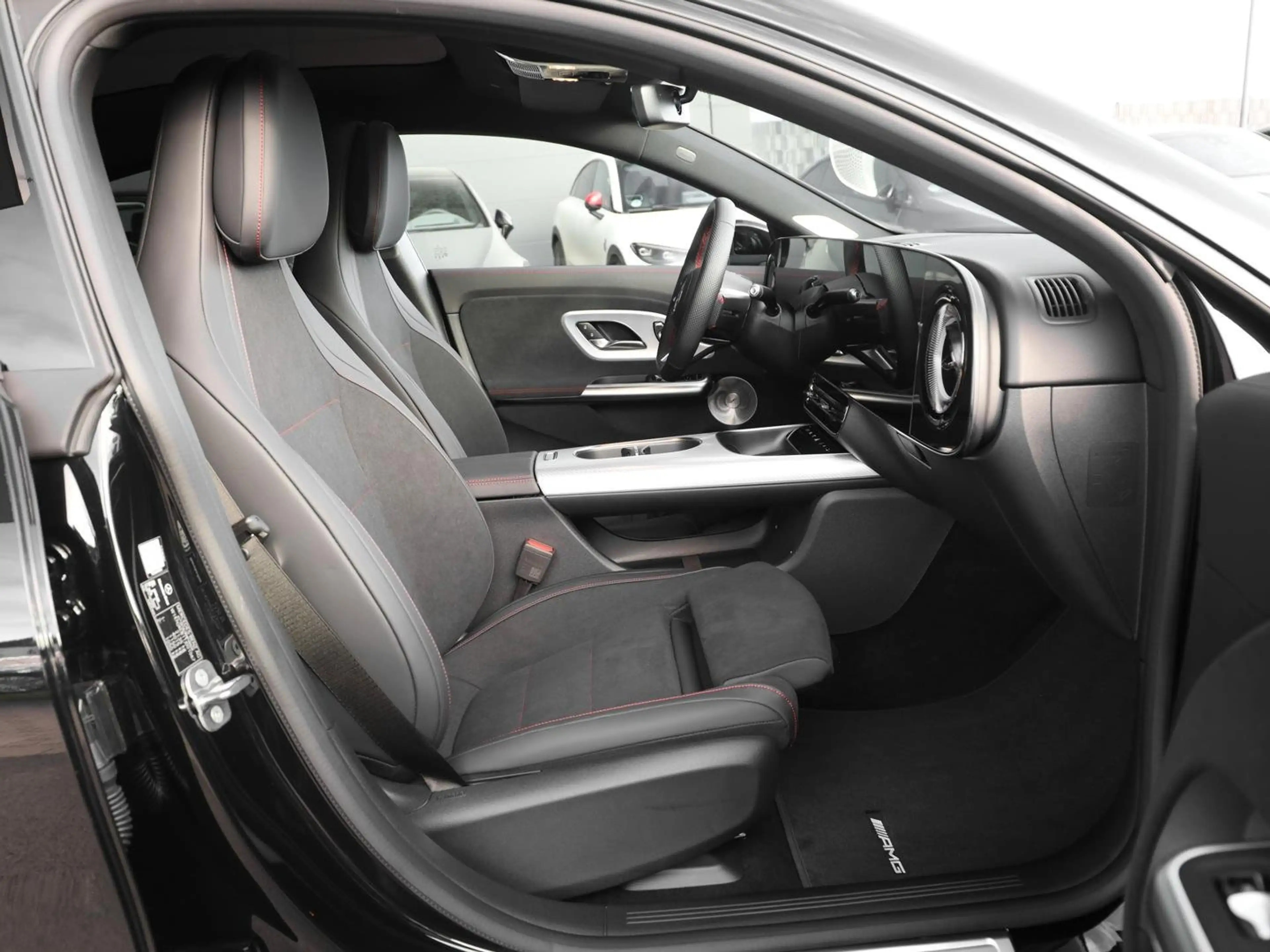 Mercedes-Benz CLA 200 AMG Night Panorama Multibeam Pano 360°-K — photo 6