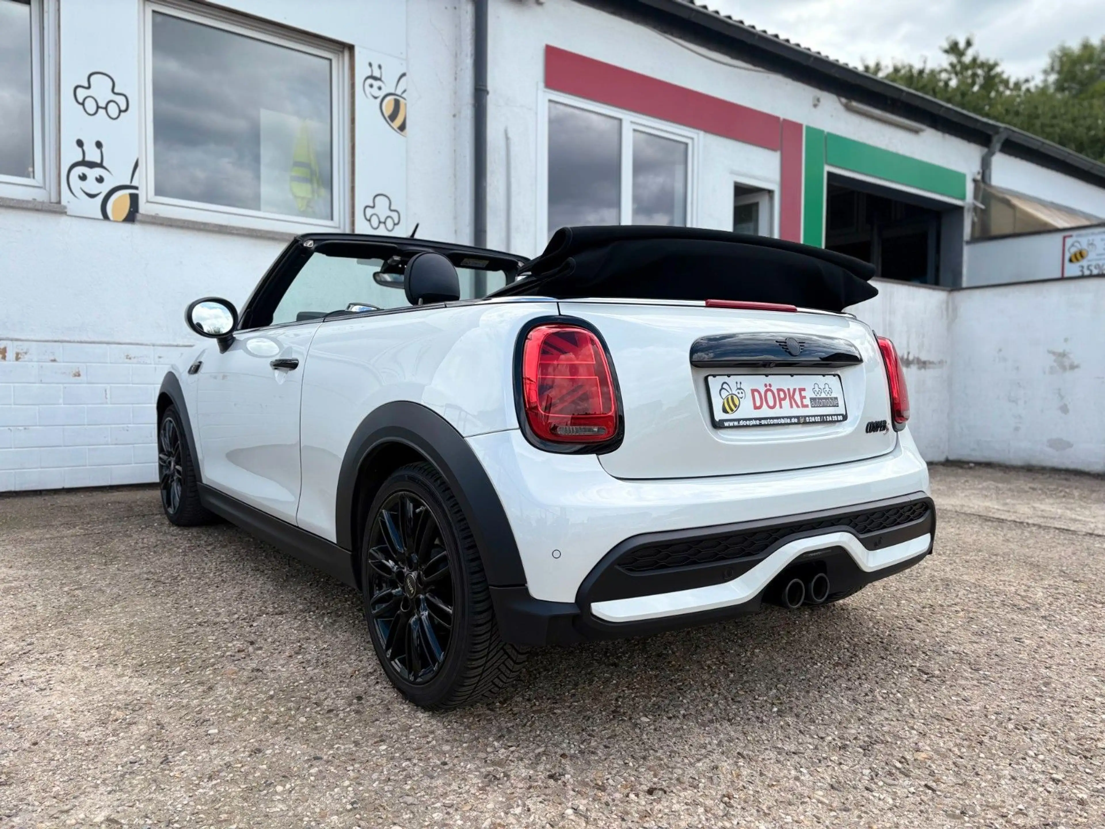 MINI Cooper S Cabrio Leder Navi Keyless Kamera 1.Hand — photo 9