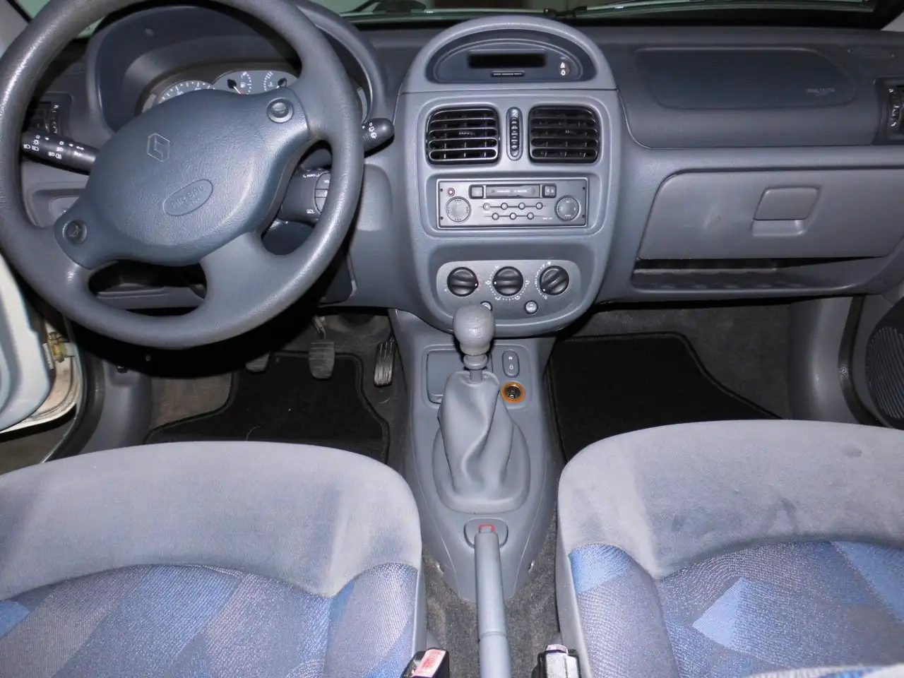 Renault Clio 1.4 RXE, foto 6