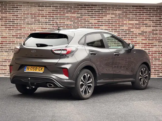 Ford Puma view 2