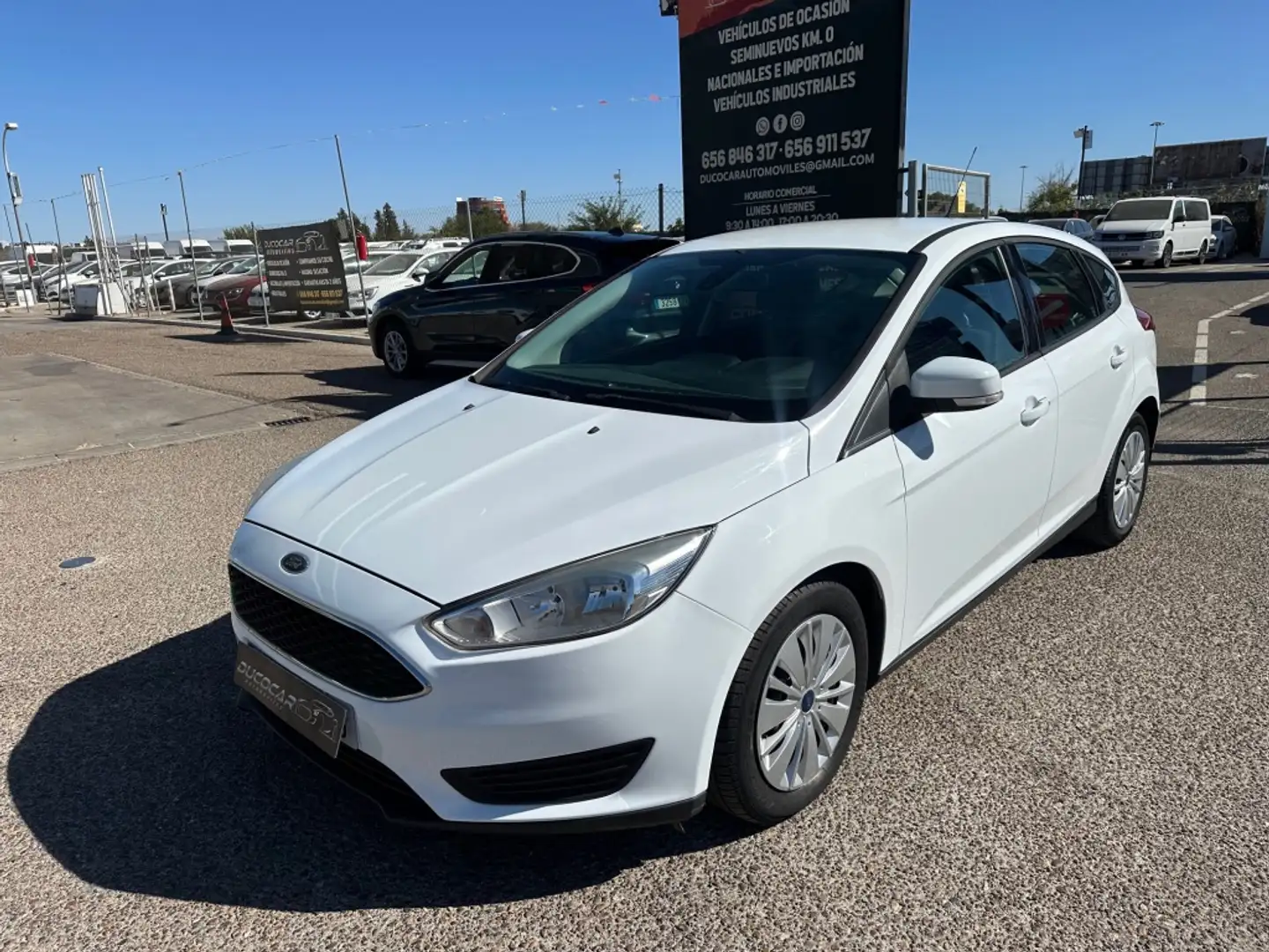 Ford Focus 1.5TDCi Trend+ 120 Blanc - 2