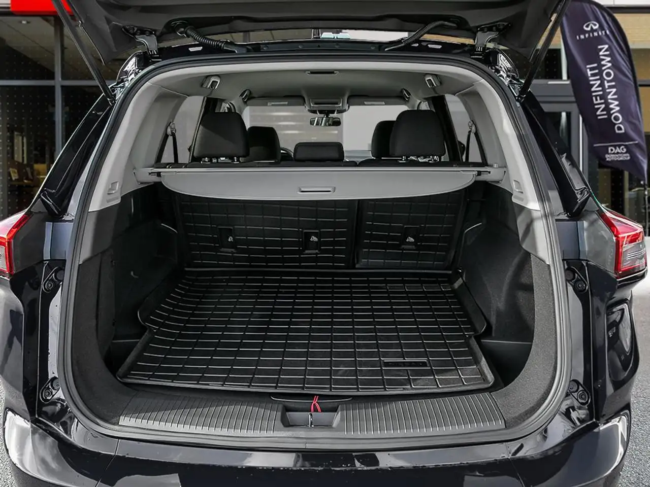 Nissan Rogue снимка Nissan Rogue