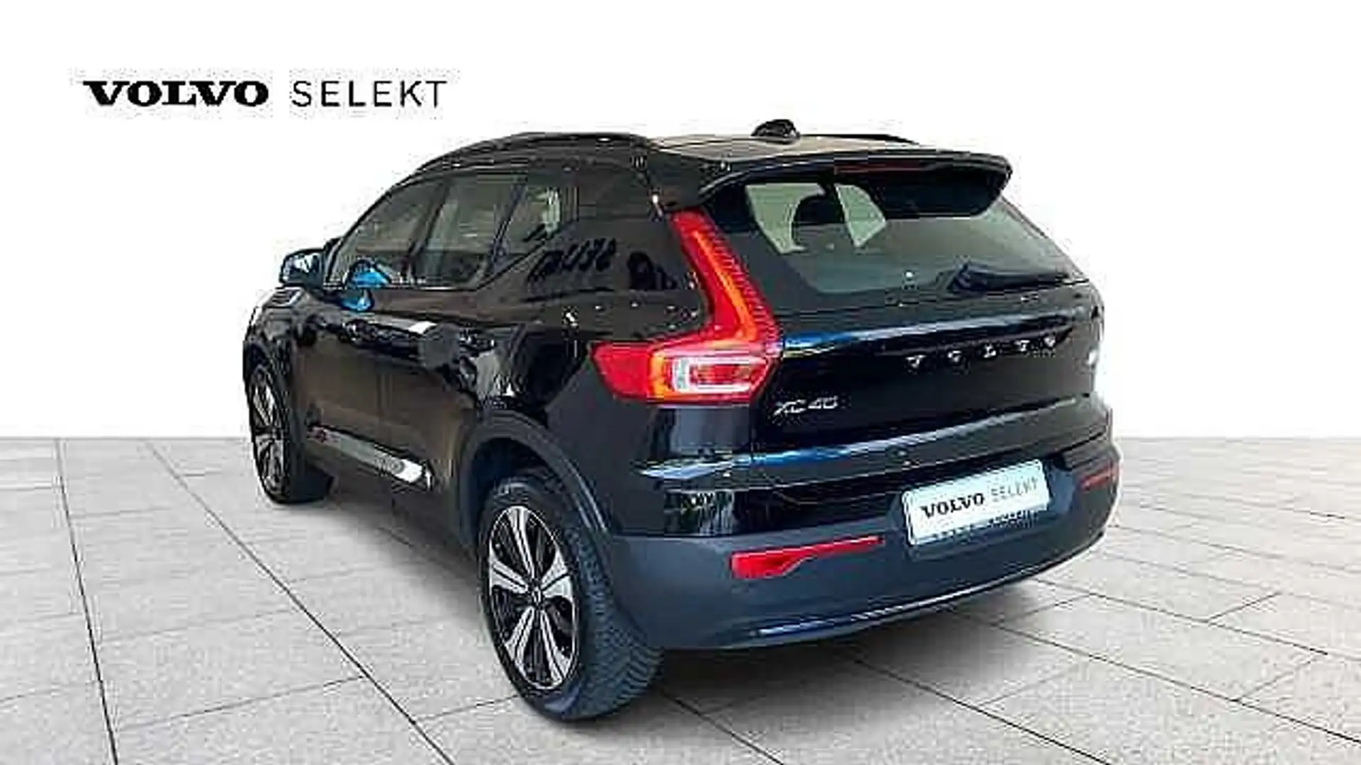 Volvo XC40 Recharge Core, Single Motor, Elektrisch Zwart - 2