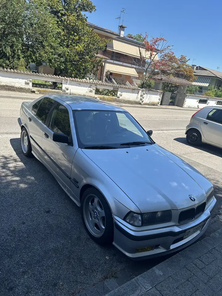 BMW 320i c/abs cat., foto 7