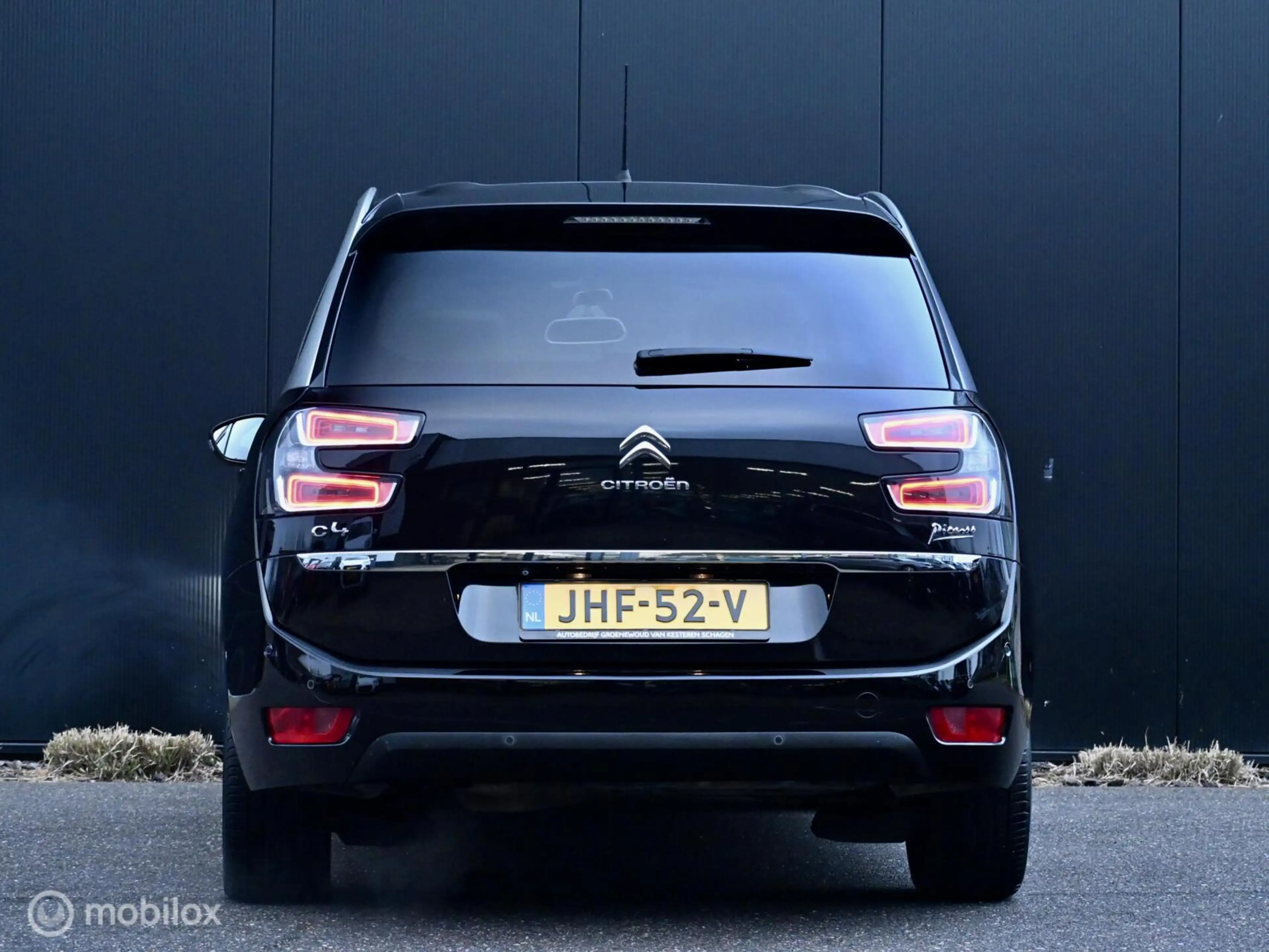 Citroen Grand C4 Picasso 1.6 e-THP Exclusive — photo 4