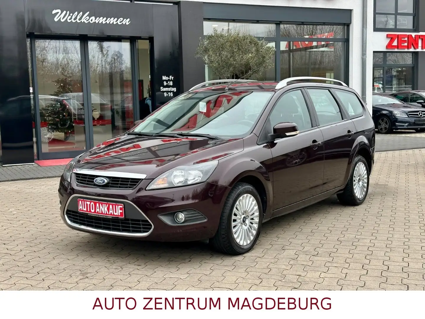 Ford Focus Turnier Titanium,Klimaautomatik,Winterpak. Violett - 2