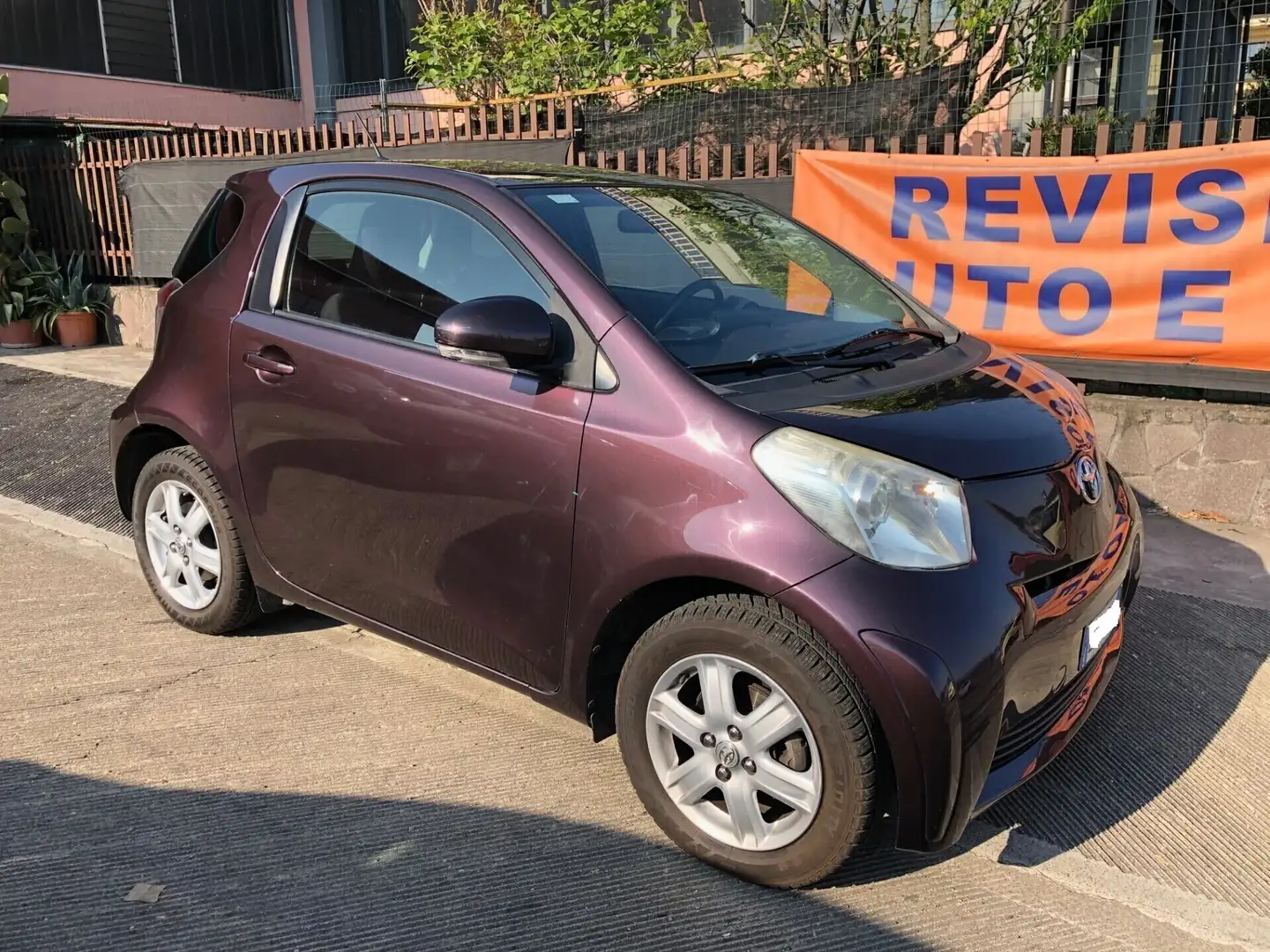 Toyota iQ 1.0 Mauve - 1
