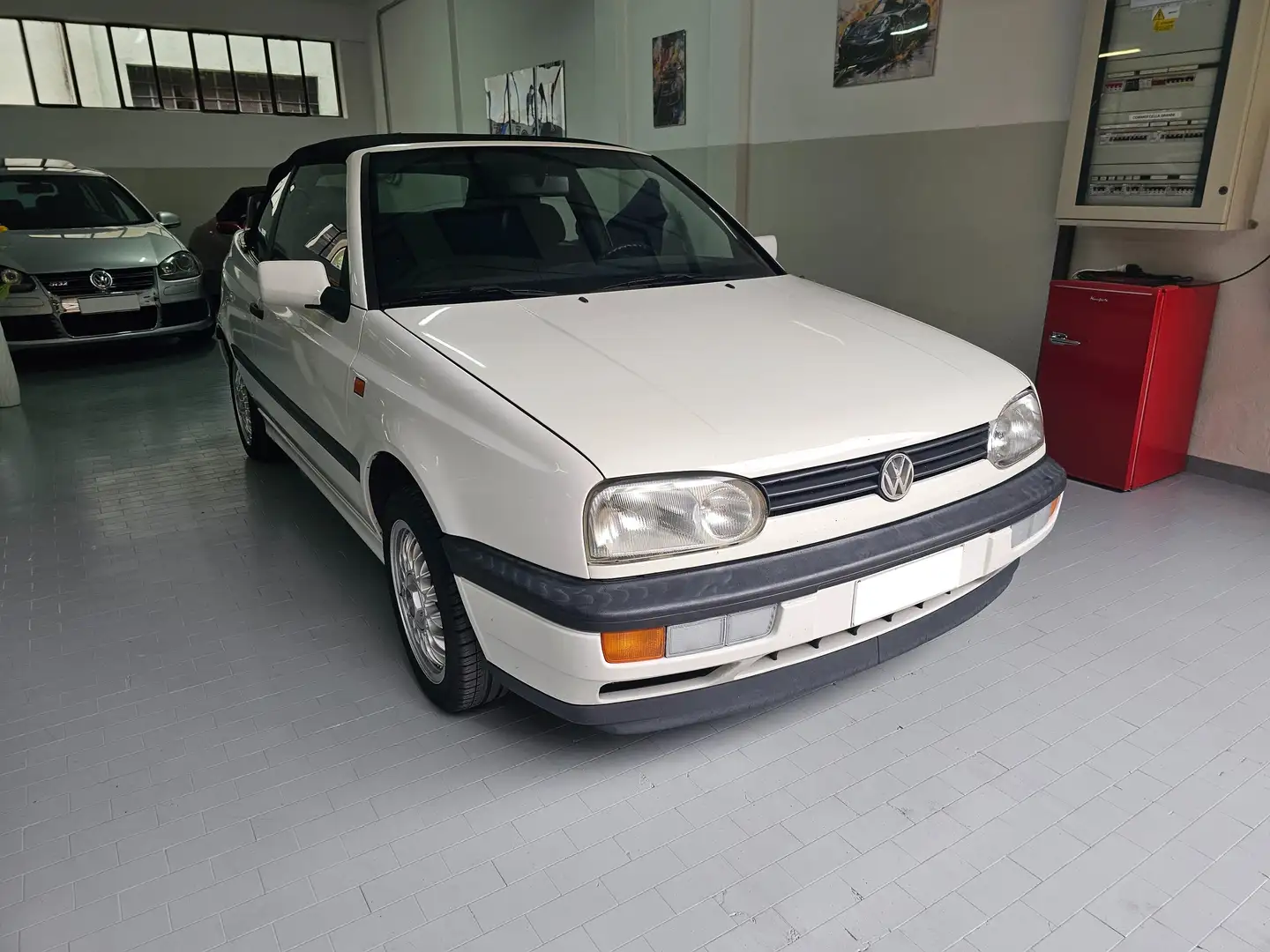 Volkswagen Golf Cabriolet Golf III 1991 Cabrio Cabrio 1.8 Basic 75cv bijela - 2
